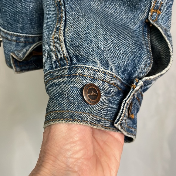 Vintage Roundy Ridge Jean Jacket - Picture 12 of 12